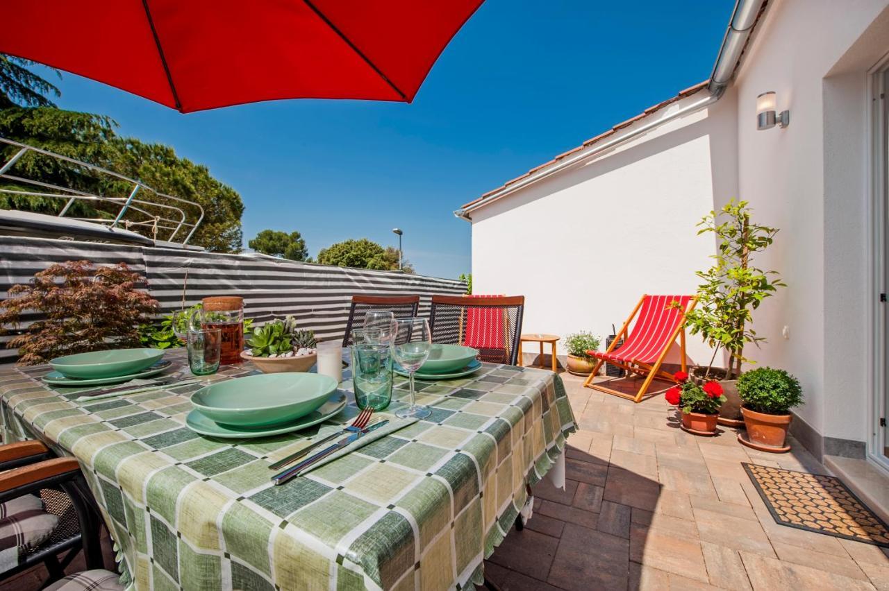 הוילה רוביני Little House - Just Few Steps From The City Center מראה חיצוני תמונה