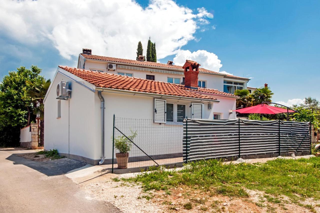 הוילה רוביני Little House - Just Few Steps From The City Center מראה חיצוני תמונה