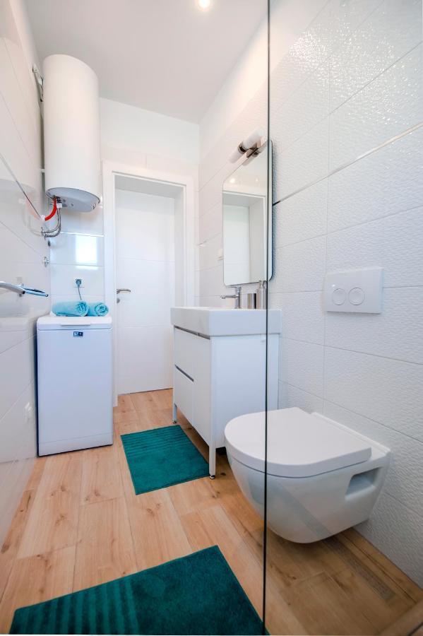 הוילה רוביני Little House - Just Few Steps From The City Center מראה חיצוני תמונה